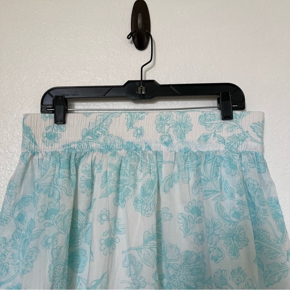 2/$30 Old Navy Floral Full Cotton Skirt with Elastic Waist SZ M - Picture 2 of 13
